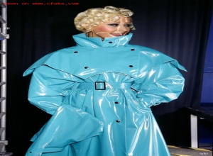 Fake : Christina Aguilera