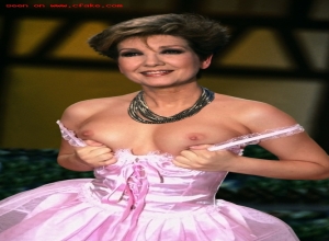 Fake : Carolin Reiber