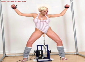 Fake : Billur Kalkavan