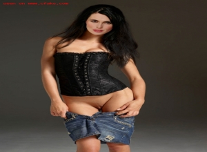 Fake : Sharon Den Adel