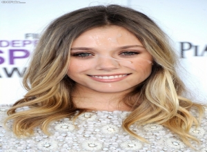 Fake : Elizabeth Olsen