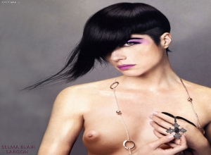 Fake : Selma Blair