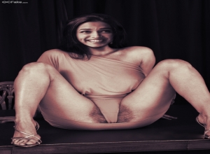 Fake : Deepika Padukone