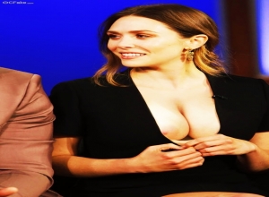 Fake : Elizabeth Olsen