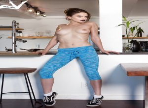 Fake : Violett Beane