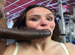 Fake : Larissa Manoela