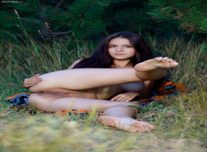 Fake : Izabela Vidovic