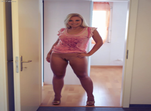 Fake : Claire Coffee