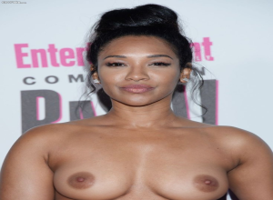 Fake : Candice Patton